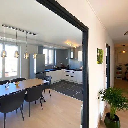 アパート House Le Fabulous Perret, Gare *